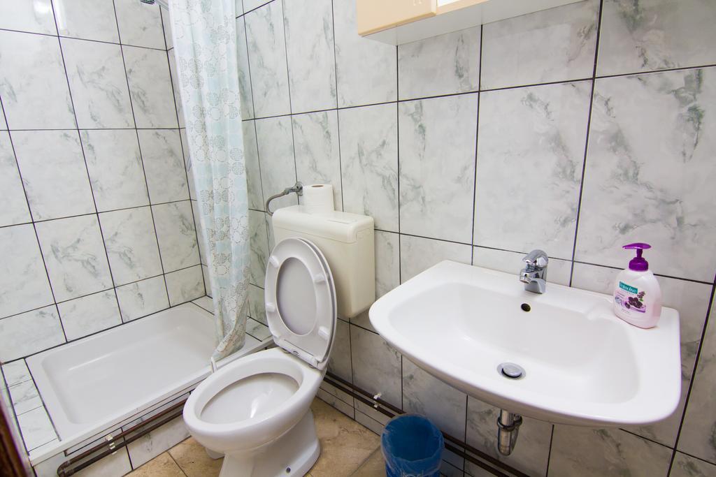 Apartmani Zuzic Krk Town Room photo